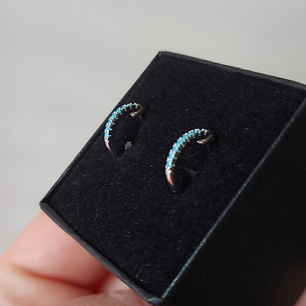 Platinum Plated 925 Sterling Silver Blue CZ Huggies Hoop Earrings - Picture 3 of 7